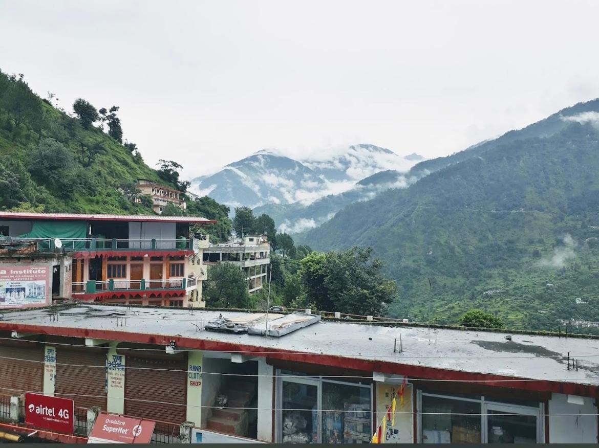 Hotel Maharastra Mandal à Gupta Kāshi Extérieur photo