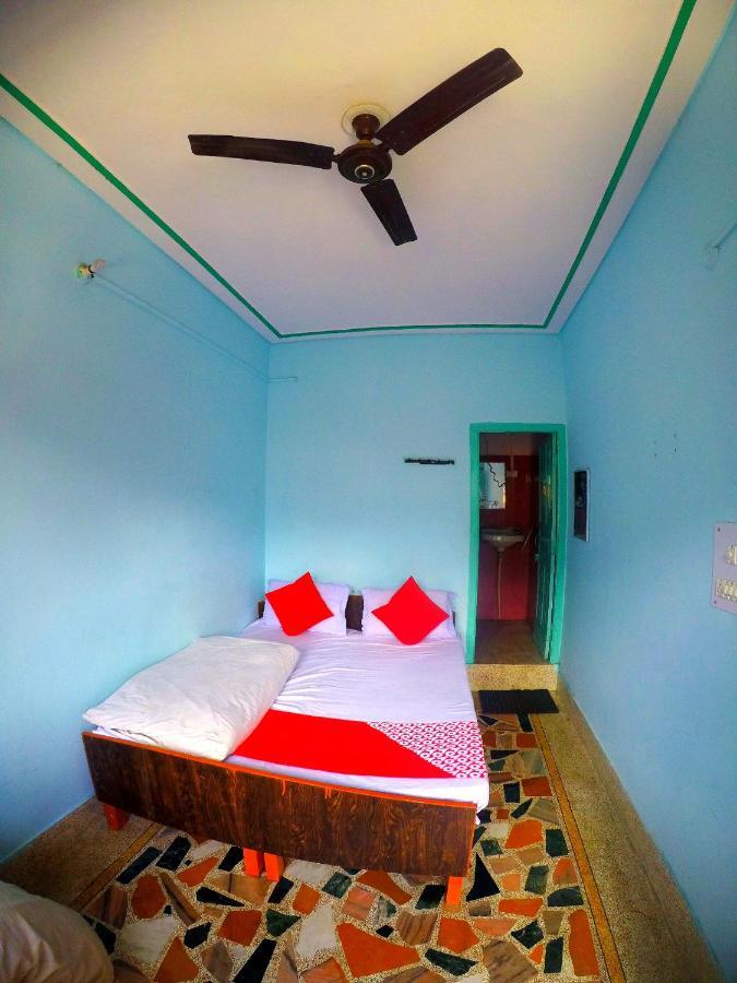 Hotel Maharastra Mandal à Gupta Kāshi Extérieur photo